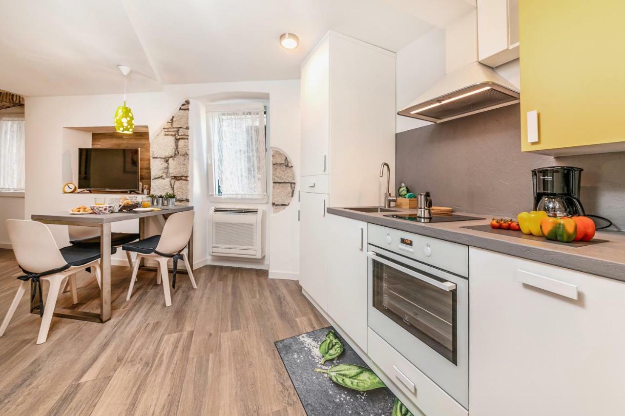 Mariva Downtown Apartment With Free Parking Rovinj Eksteriør billede